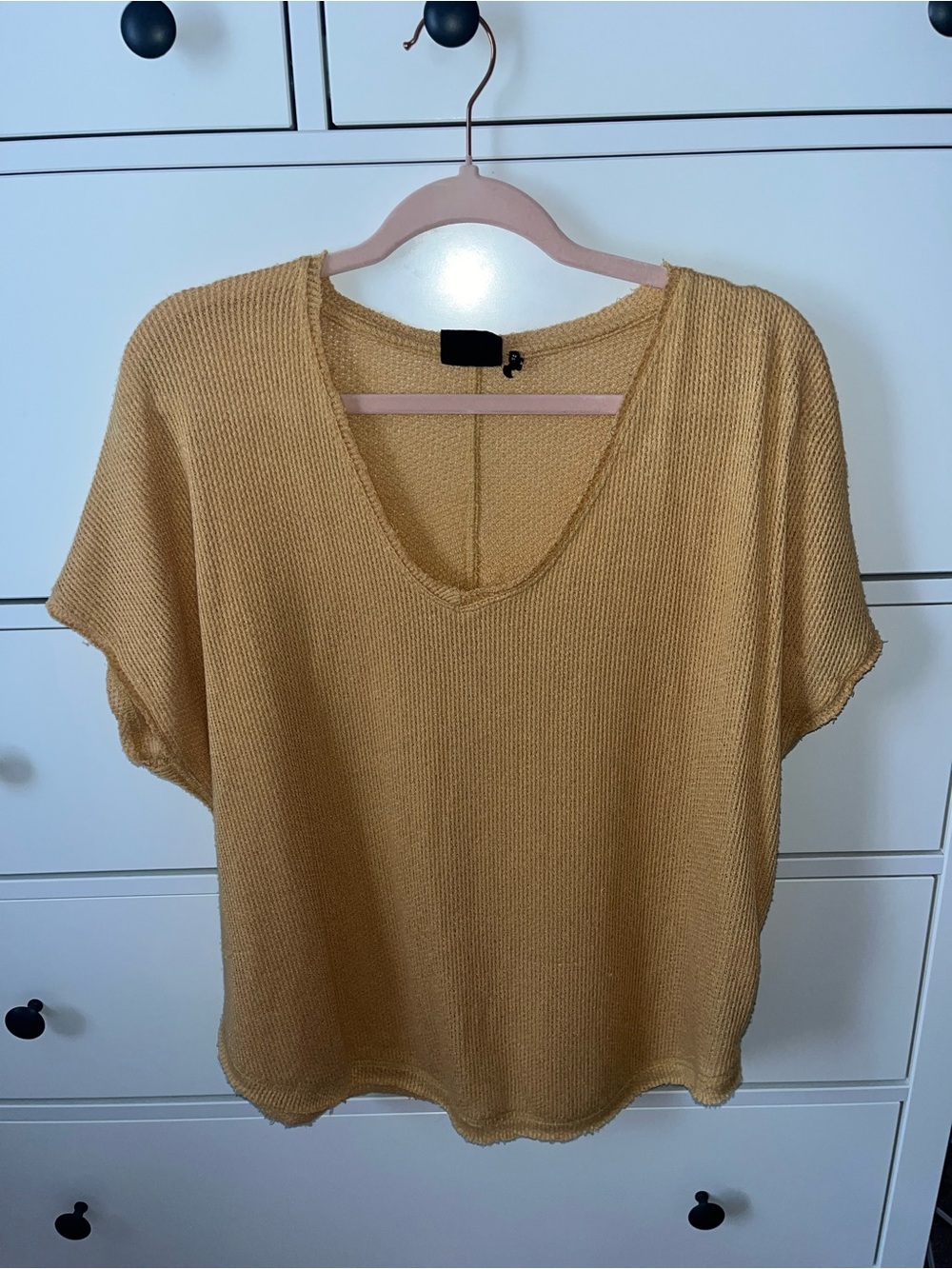 Urban Outfitters Short Sleeve V-Neck Knit Top - Mustard